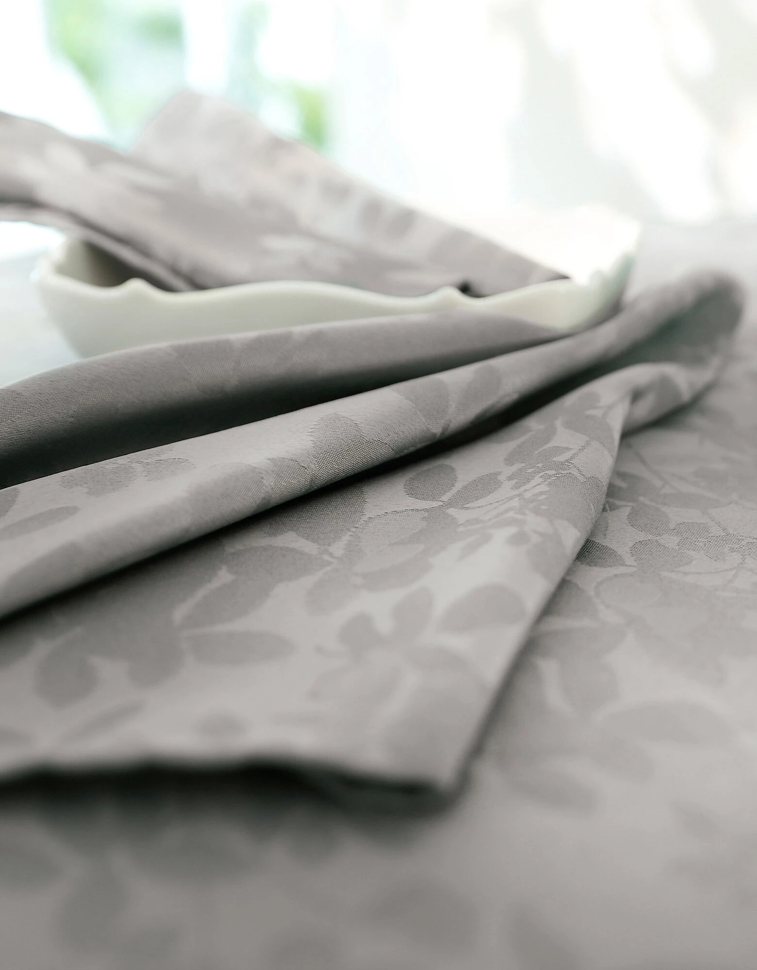 Nappe Damassée Feuillages Colombine® – Image 5