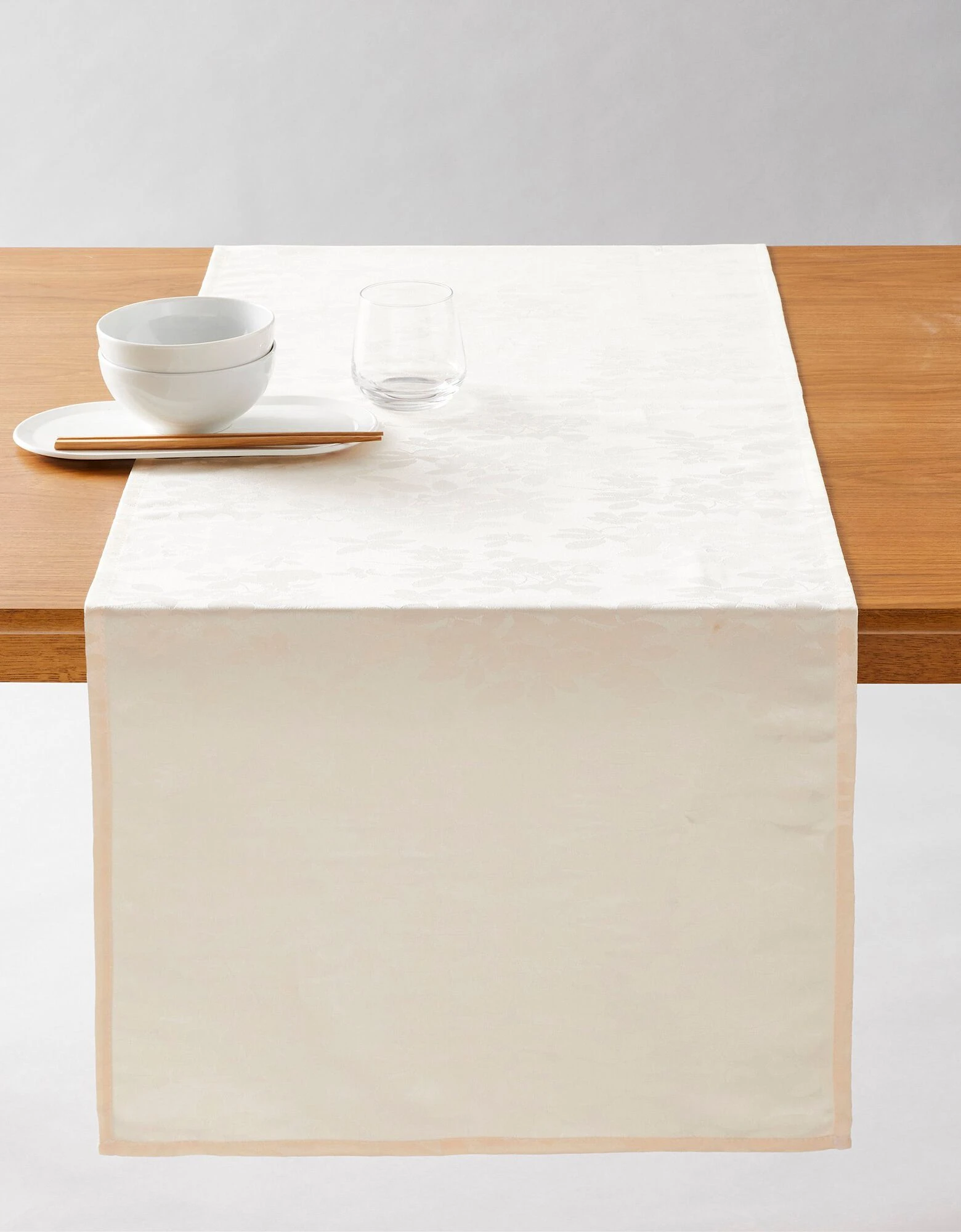 Nappe Damassée Feuillages Colombine® – Image 3