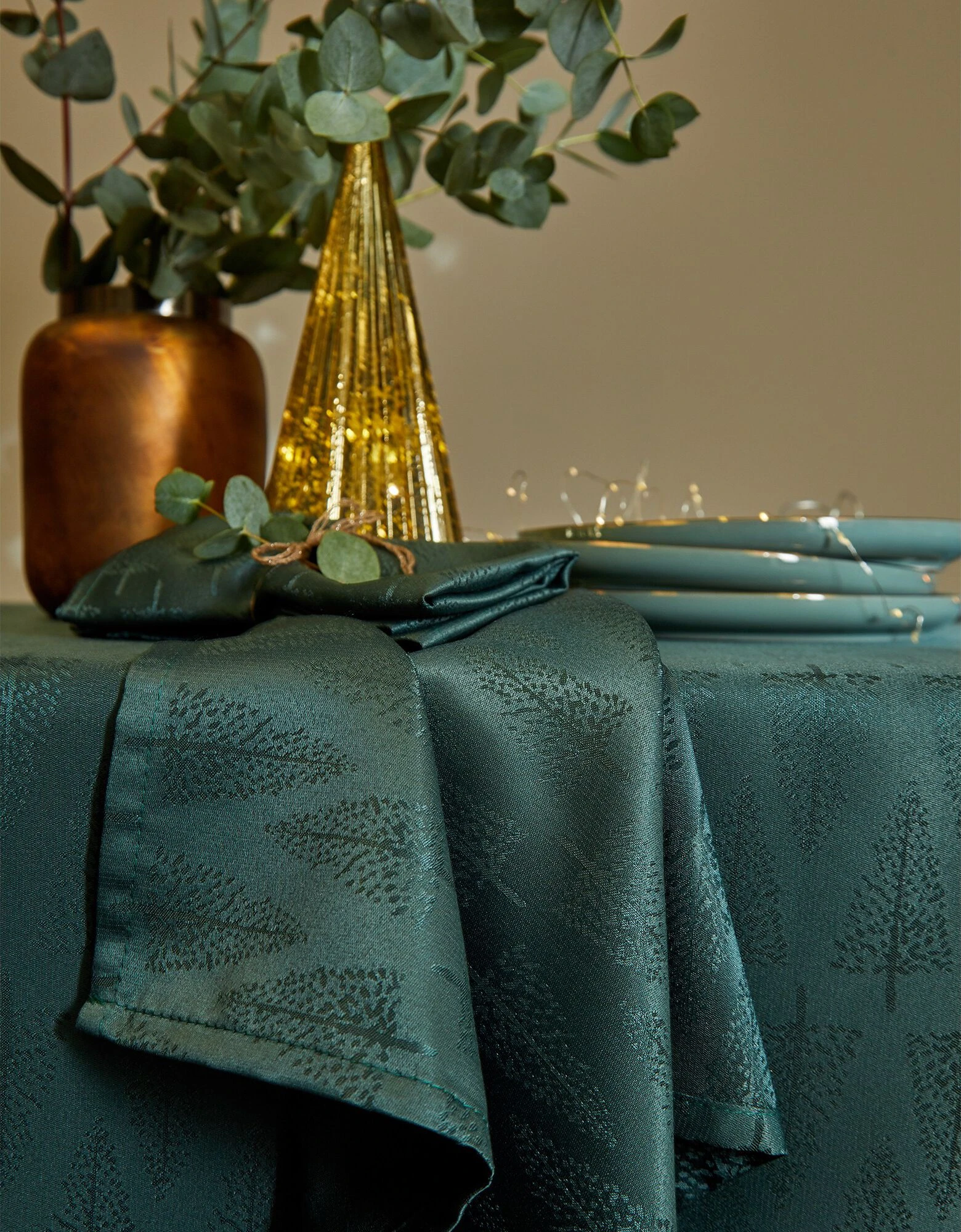 Blancheporte Nappe Damassée Motifs Sapins – Image 7