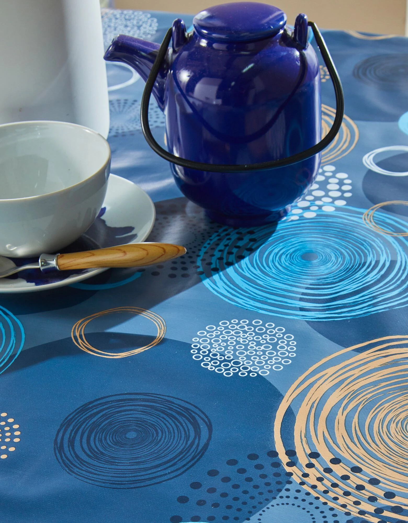 Blancheporte Nappe Toile Cirée Imprimé Cercles Graphiques – Image 2